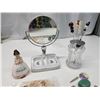 Image 5 : Decorative items - Porcelain makeup mirror, figurine, crystal stones, etc.