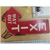 Image 3 : Set of 10 self- adhesive flags, exit way out sign and market list