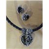 Image 5 : Lot of necklaces with matching earrings