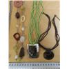 Image 2 : Lot of necklace