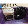 Image 5 : 3 totes of assorted auto fluids, ice melt, etc.