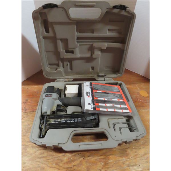 King Industrial stapler