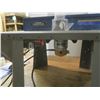 Image 4 : Mastercraft router table with Black & Decker router