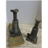Image 2 : 2 antique jacks