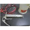 Image 3 : Jumper cables, oil can & grease gun