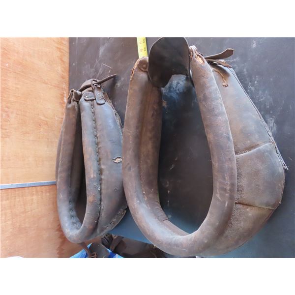 18" and 16" horse collars