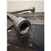 Image 5 : 4 way tire iron/lug wrench - 1", 1-1/8", 1-1/4", and 1-1/2"