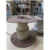 Image 2 : 3 partial rolls of wire
