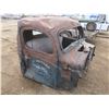 Image 3 : vintage 1940's truck cab