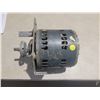 Image 1 : 1/2 HP electric motor (works good)