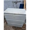 Image 1 : 3 drawer metal filling cabinet