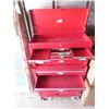 Image 6 : stand up stackable tool box on wheels great shape