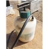 Image 1 : sprayer hand pump