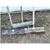 Image 2 : Lot of 3 cement rakes