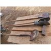 Image 1 : scraper , sledge hammer , post hole digger , shovel