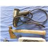 Image 3 : hatchet, impact, hose and heat gun