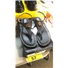 Image 2 : RALPH LAUREN SIZE 8 WOMEN'S SANDAL AND MISC BLACK RUBBER BOOT