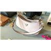 Image 2 : GUESS ZG787918 LIGHT PINK PURSE ZIPPER BROKEN