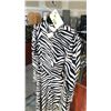 Image 2 : ELEVEN HONORE BLACK AND BEIGE ZEBRA DRESS SIZE 22 PLUS