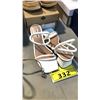 Image 2 : STEVE MADDEN AND SPERRY SIZE 6 1/2 WOMEN'S SHOES