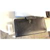 Image 3 : ASSORTED WALLETS AND PURSES INCLUDING KATE SPADE BLACK, FOSSIL BLACK, FOSSIL SMOKEY BLUE