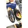 Image 2 : FLORSHEIM SHOE COMPANY AND ROCKPORT SIZE 9 1/2 MEN'S SHOES