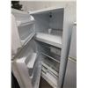 Image 2 : GE White Refrigerator