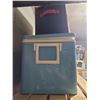 Image 2 : Vintage Coleman Cooler A