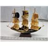 Image 3 : Small bull horn, 3 mast ship figurine - 10"H