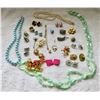 Image 4 : Lot of costume jewellery - Rhinestone, Pearls, earrings and necklaces