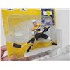 Image 2 : Mario Lemieux, 1997 Starting line up figure - sealed