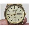 Image 3 : Vintage "Citizen" quartz wrist watch, day/date, new battery - runs
