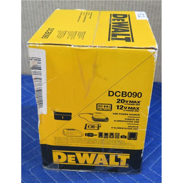 DeWalt DCB090 USB Power Source New in Box