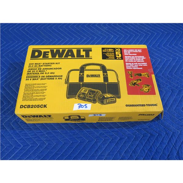 DeWalt DCB205CK 20V MAX Battery and Charger Kit with Bag New in Box