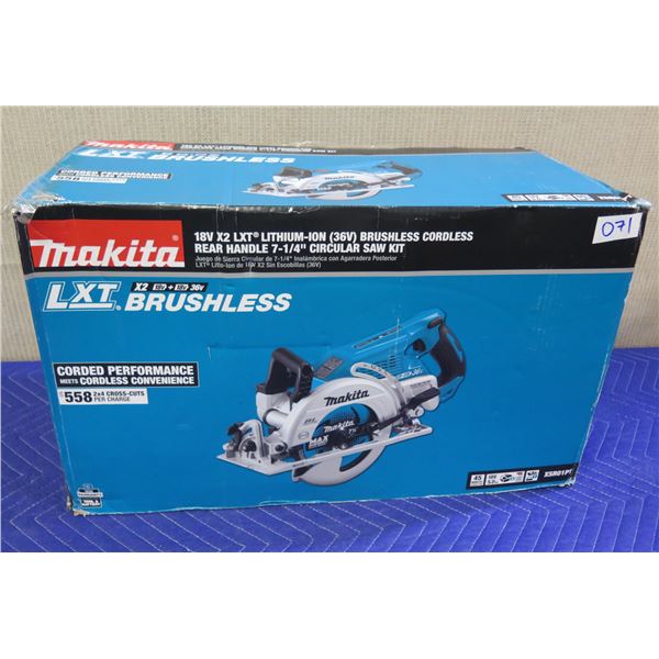Makita XSR01PT Rear Handle Circular Saw Kit New in Box