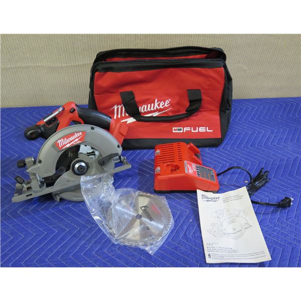 Milwaukee 2730-20 Circular Saw Kit w/ Charger & Carry Case (no battery)