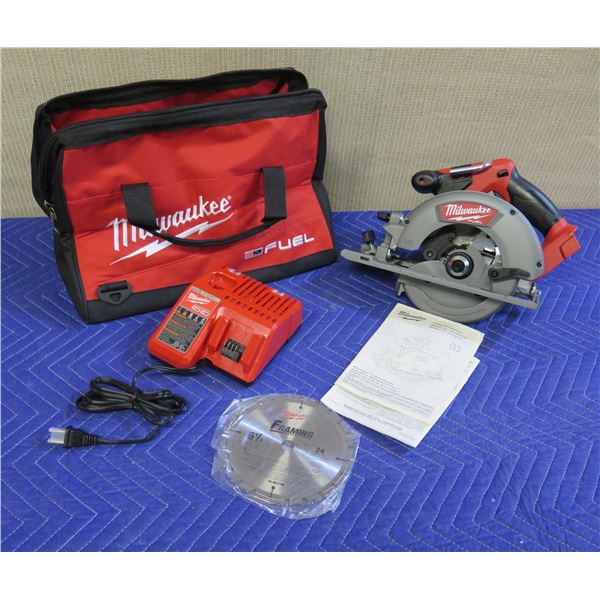 Milwaukee 2730-20 Circular Saw Kit w/ Charger & Carry Case (no battery)