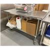 Image 2 : EFI - 18 Gauge Stainless Steel Work Table w/castors - Model:T3060 30? x 60?