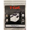 Image 2 : T-Fal - Family Pro 3L Deep Fryer