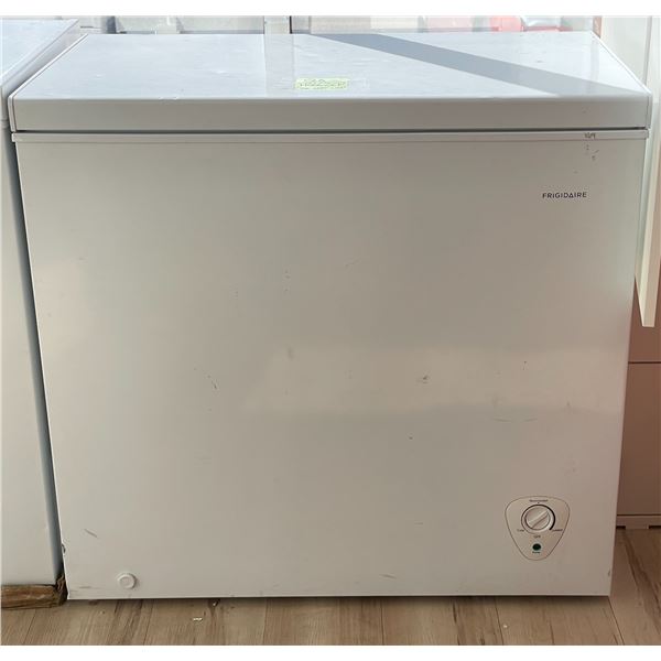 Frigidaire 7.2 Cu. Ft. Chest Freezer - model:FFFC07M2UW