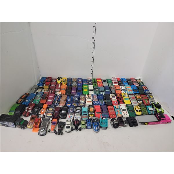 Massive Estate Lot of Hot Wheels+