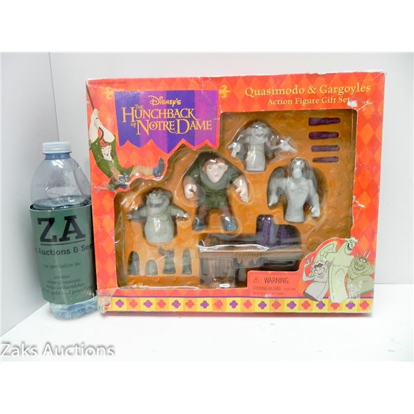 Vintage 1995 Disney Mattel "The Hunchback of Notre Dame" (New in box)