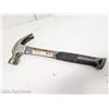 Image 2 : New 16 oz Fibreglass Claw Hammer Diamond Strike