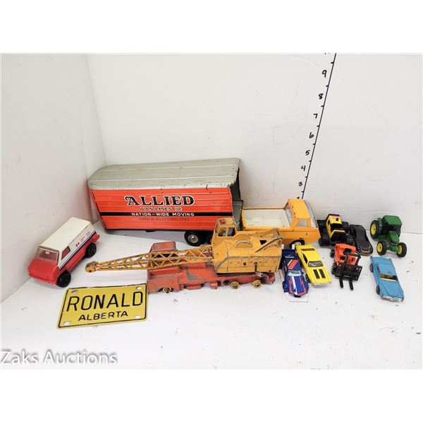 Estate Lot of Hot Wheels | Die Cast Vehicles