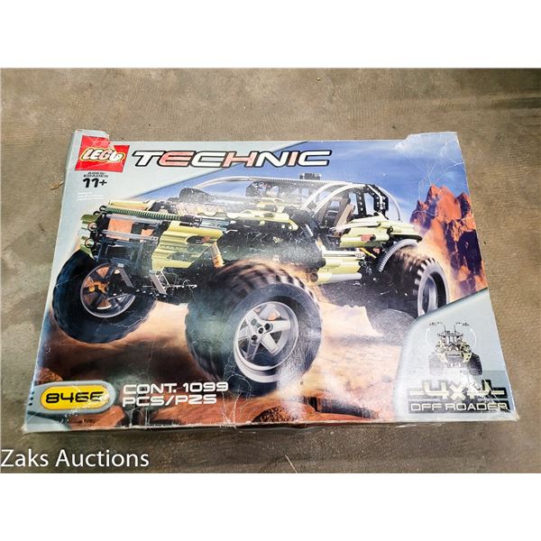 Lego Technic 4x4 Off Roader #8466