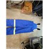 Image 3 : Size Large Tall Insulated Blue Overalls with Hi-Vis Legs