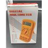 Image 1 : Digital Multimeter