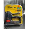 Image 2 : Stanley Heavy Duty Staple Gun