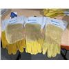 Image 2 : Lot of 3 Air Liquide Welding Gloves - 2x Large and Extra Large