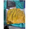 Image 5 : Powerweld Large 30in Flame Retardant Jacket with Large Gander Brand Deerskin Tig Welder Gloves